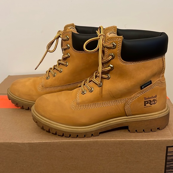 Women's Direct Attach 6" Waterproof Work Boot - Picture 1 of 7